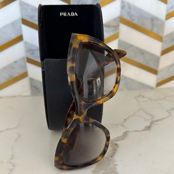 Prada Cat Eye Sunglasses Marbled Tortoise Brown Lens - Picture 14 of 15